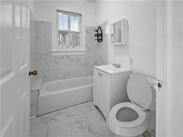 8611 Belfast St - Photo 7 of 9