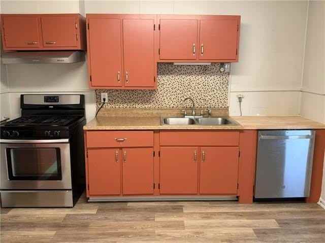 416 Gerrie Ct - Photo 7 of 18