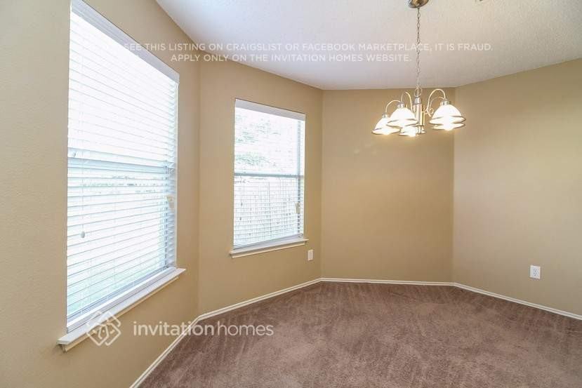 5210 Wyndham Ct - Photo 5 of 13