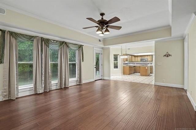 208 N Sweet Gum Ave - Photo 6 of 27