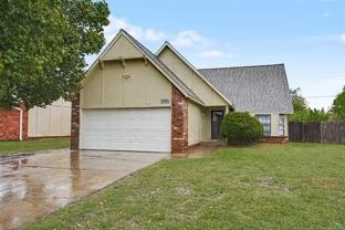 1305 N Aster Ave - Photo 1 of 1