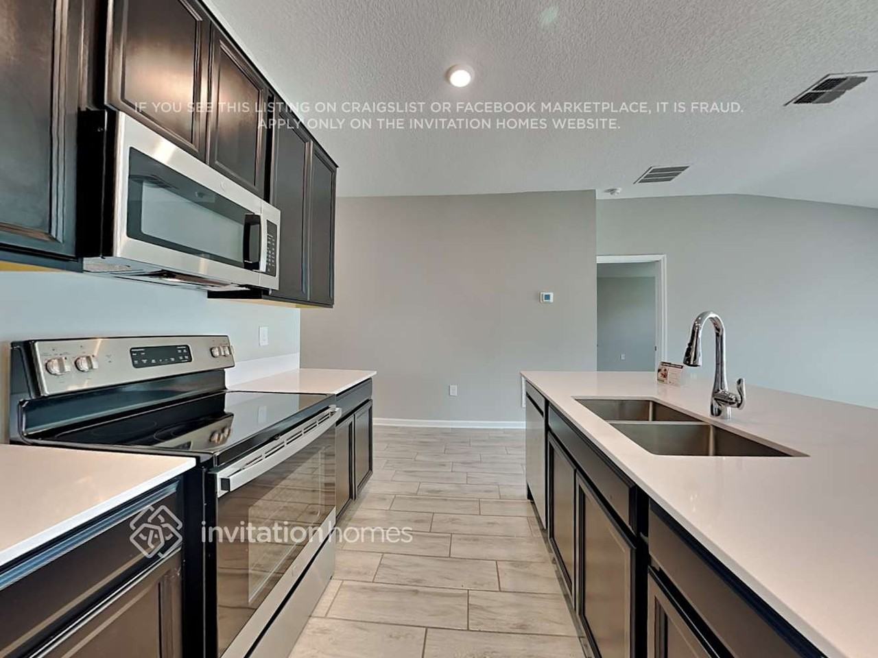 824 Grant St - Photo 7 of 18