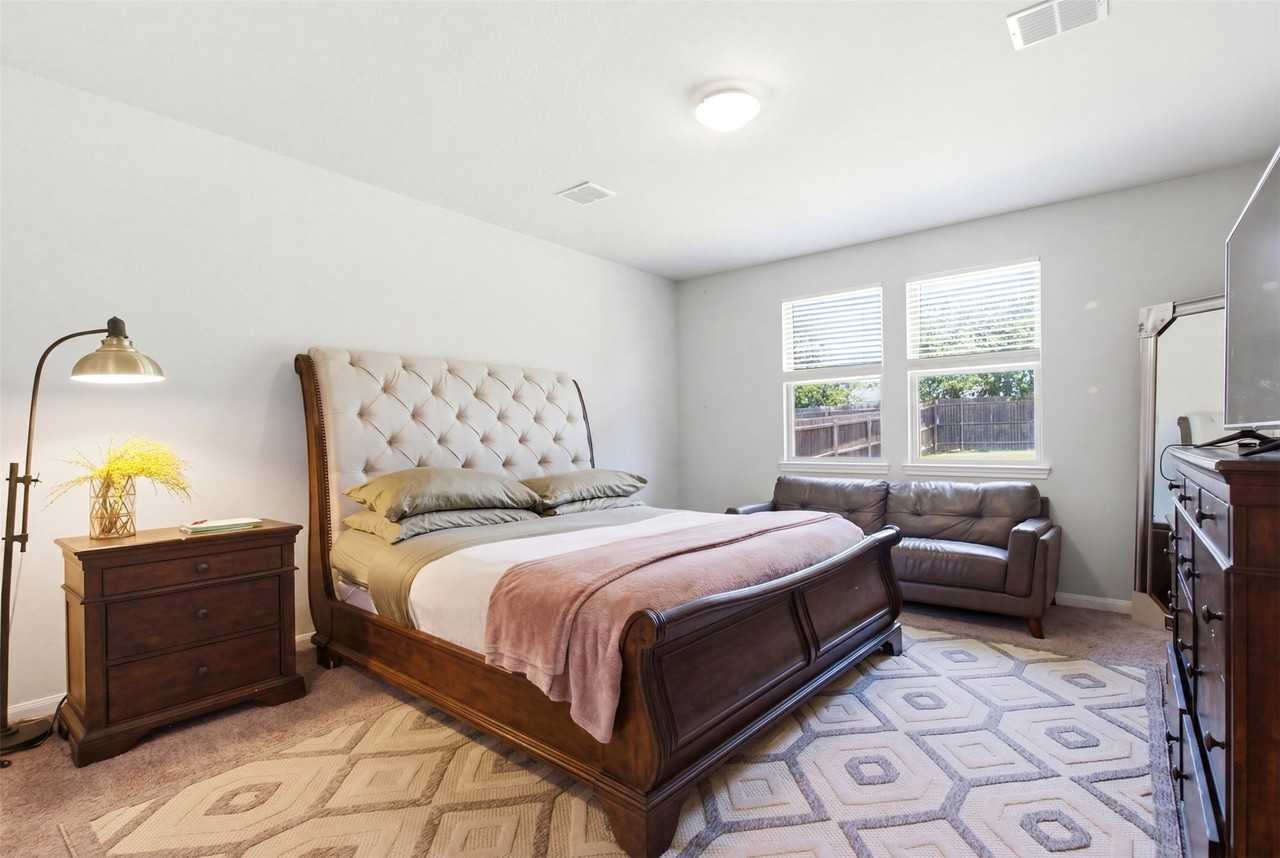 1136 Country Glen Dr - Photo 6 of 15