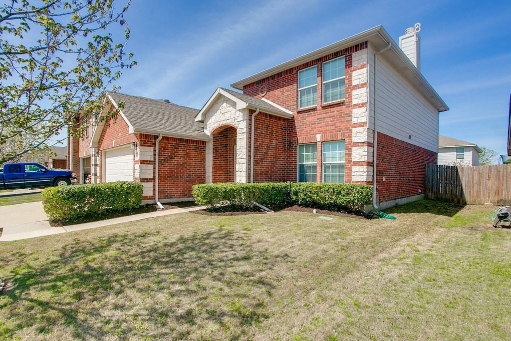 4529 Hounds Tail Ln - Photo 2 of 31