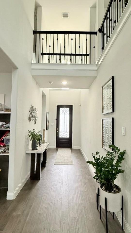 552 Farrell Ln - Photo 2 of 20