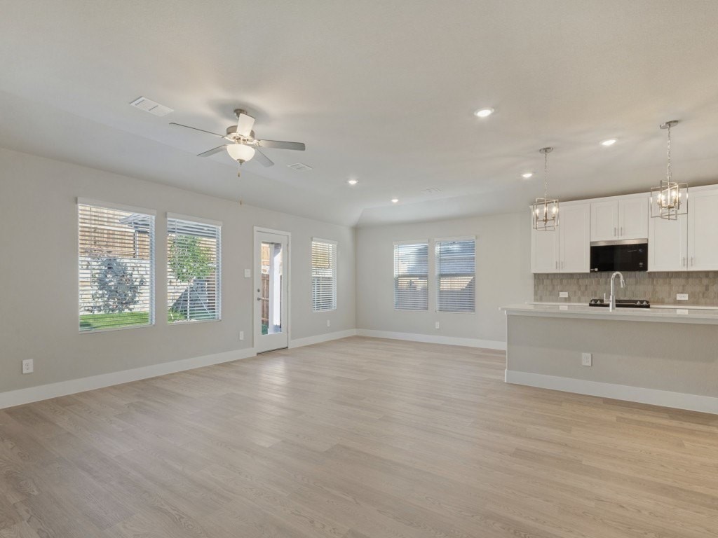 6203 Castamere Dr - Photo 4 of 25