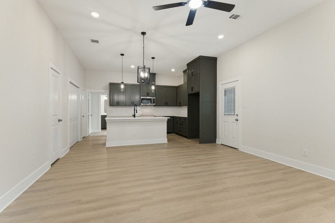 8005 Doreen Ave #8007 - Photo 3 of 12