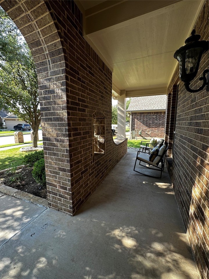 2572 Still Springs Dr - Photo 3 of 21