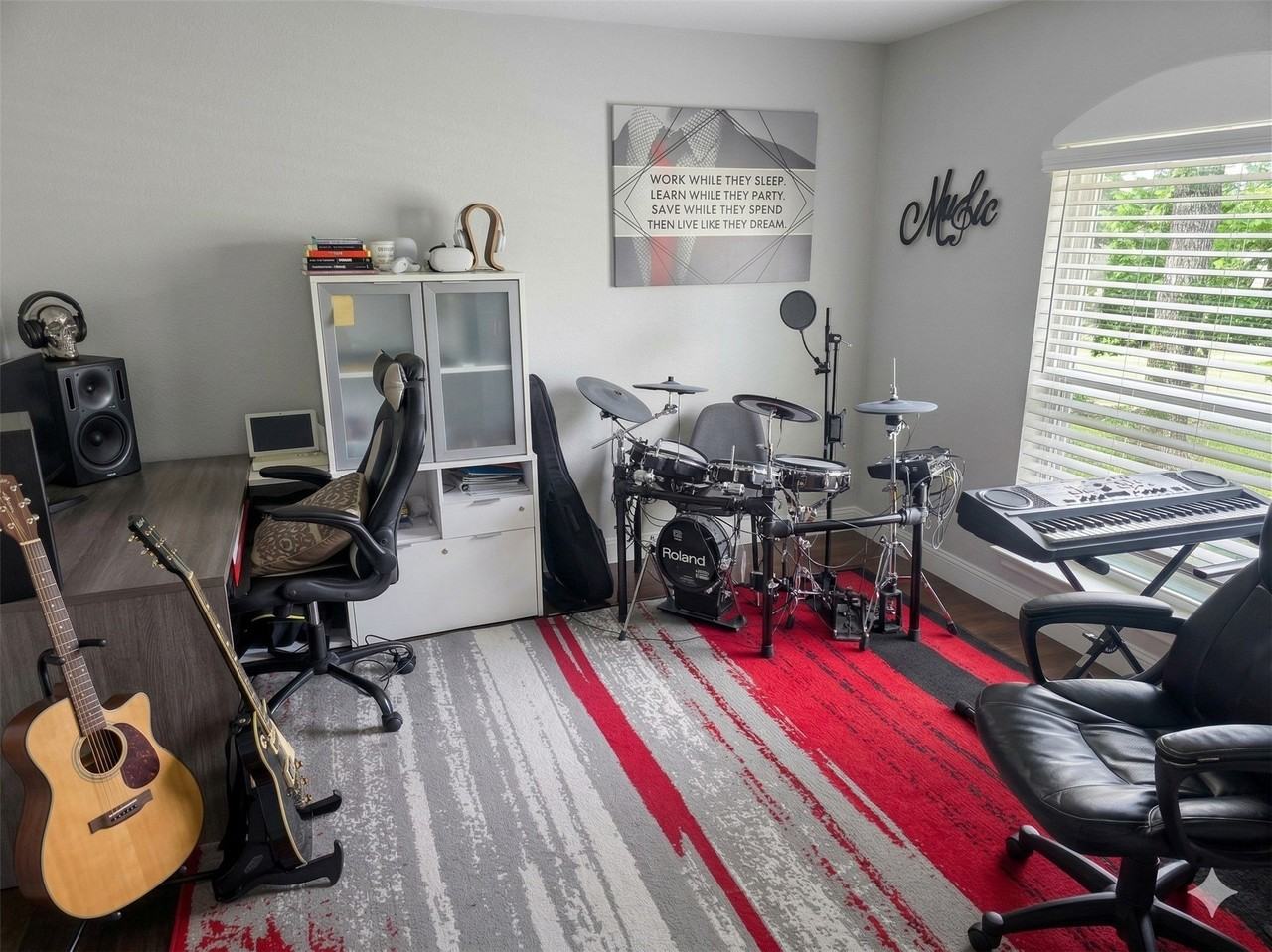 2202 Woodsong Trl - Photo 6 of 12