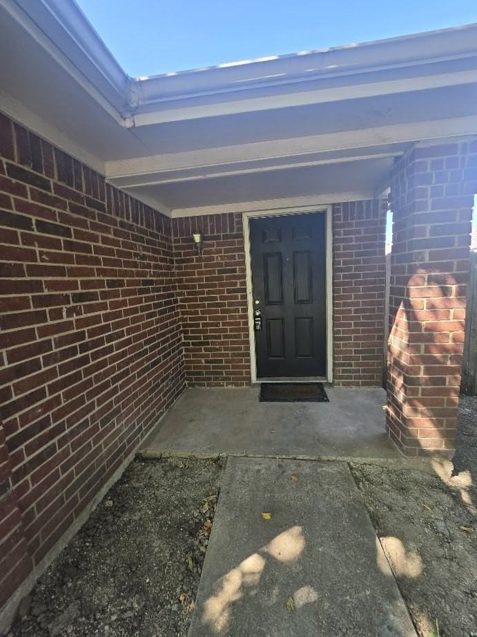 3021 Lawndale Dr - Photo 2 of 17
