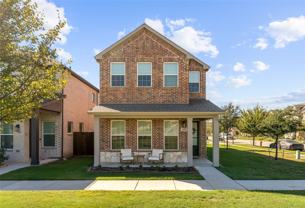 6208 Queens Path - Photo 1 of 1