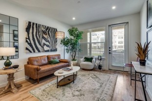 2016 S Ervay St #B1 - Photo 1 of 1