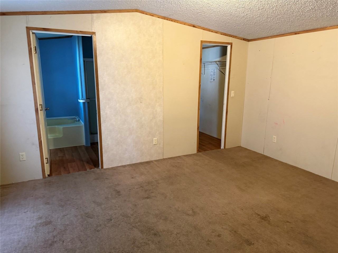4912 Cedarwood Dr - Photo 6 of 11