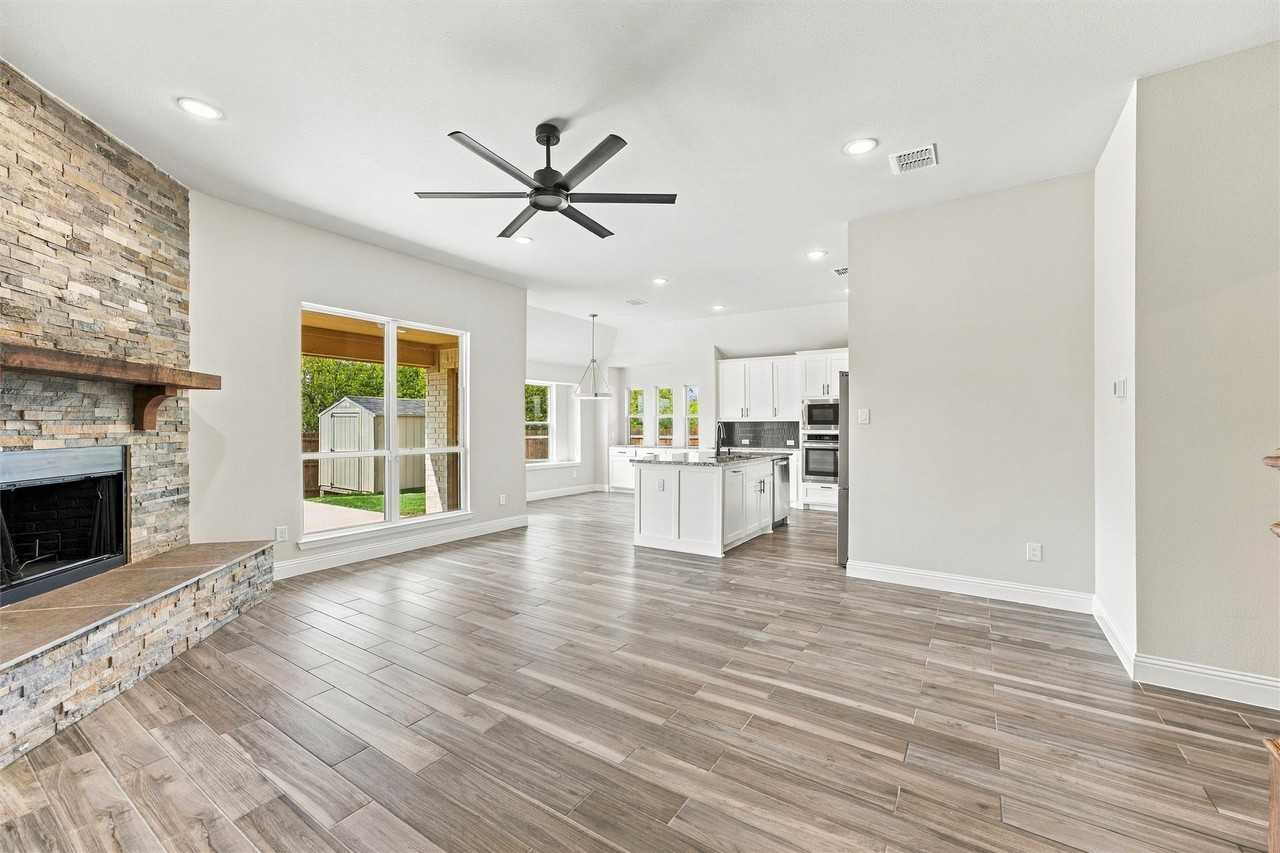 1133 Windy Vista Dr - Photo 4 of 29