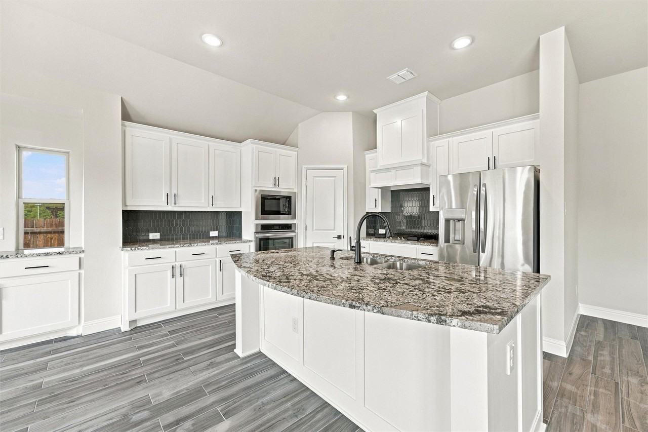 1133 Windy Vista Dr - Photo 5 of 29