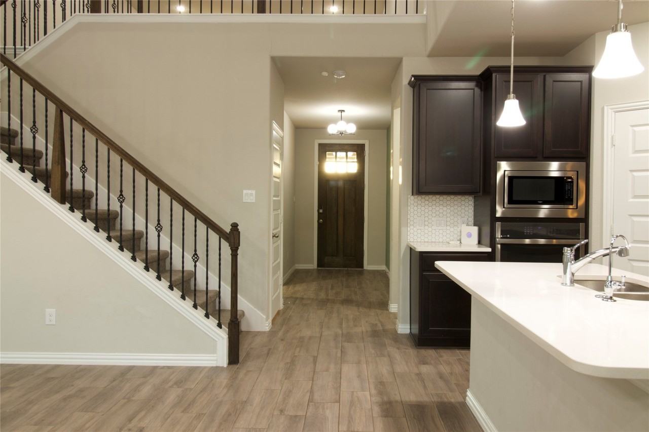 14116 Cassiopeia Dr - Photo 5 of 39