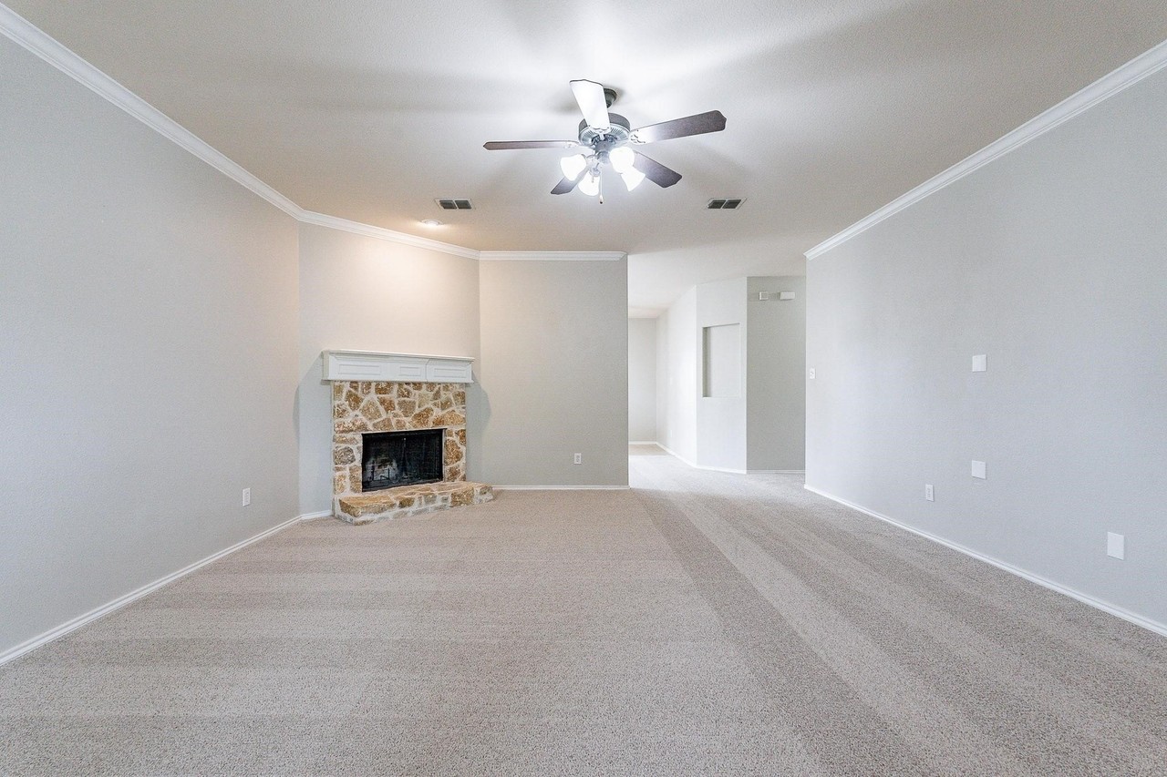 8817 Noontide Dr - Photo 3 of 28