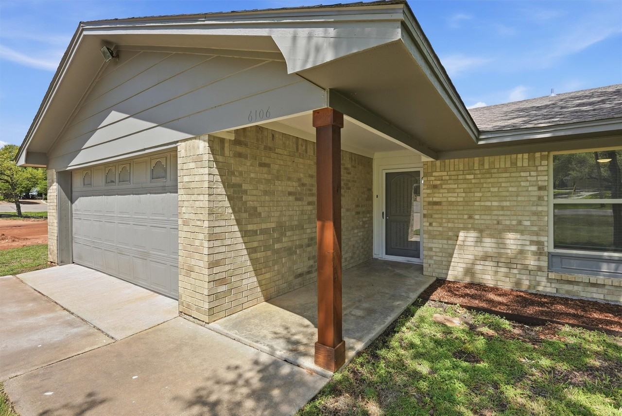 6106 Laredo Ct - Photo 3 of 40