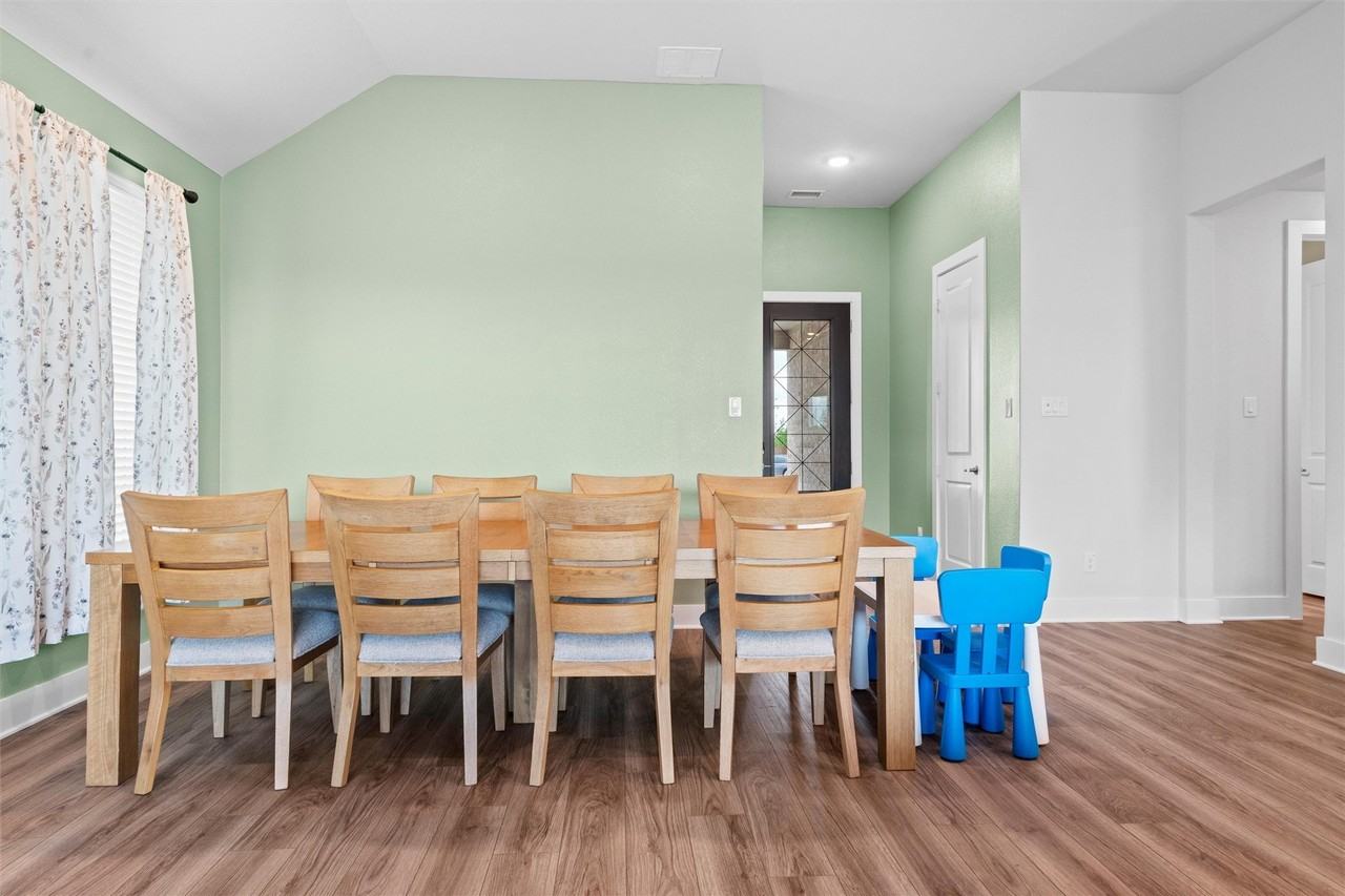 700 Bluestem St - Photo 6 of 26
