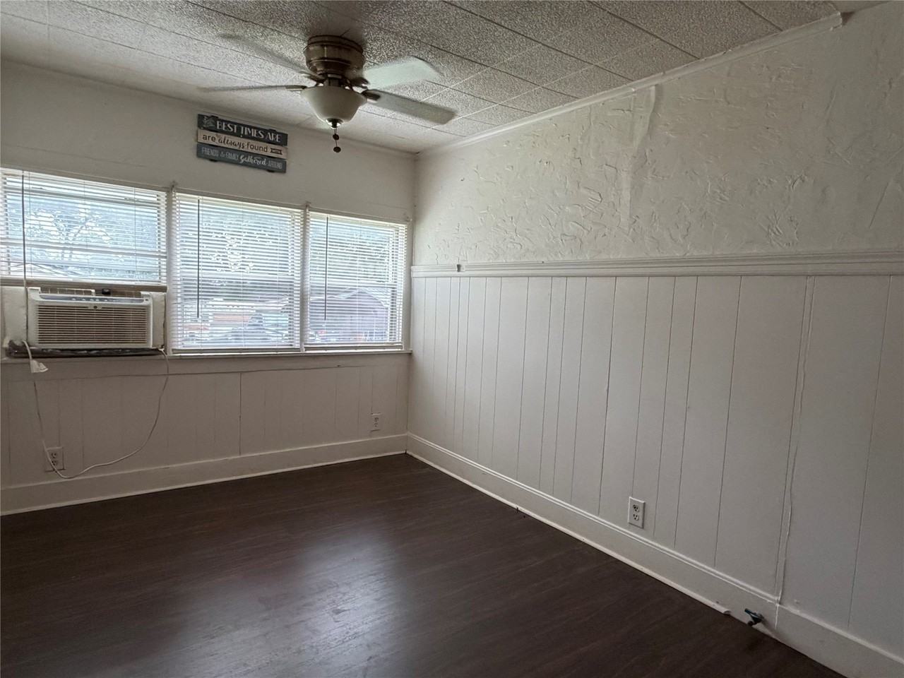 2931 S Barrett Ave - Photo 5 of 18