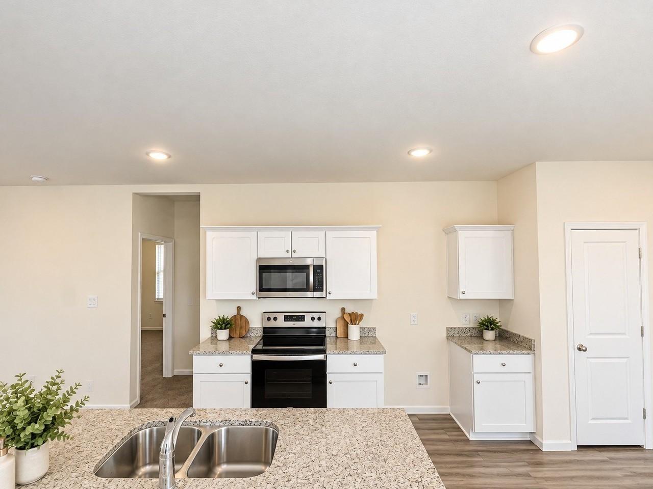 6227 Old Bridge Way - Photo 4 of 14