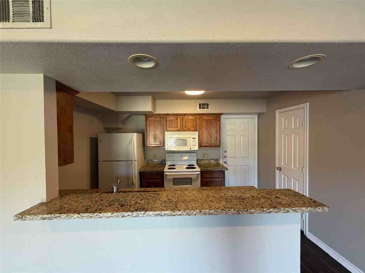 2535 Pascal Ct #A - Photo 2 of 12