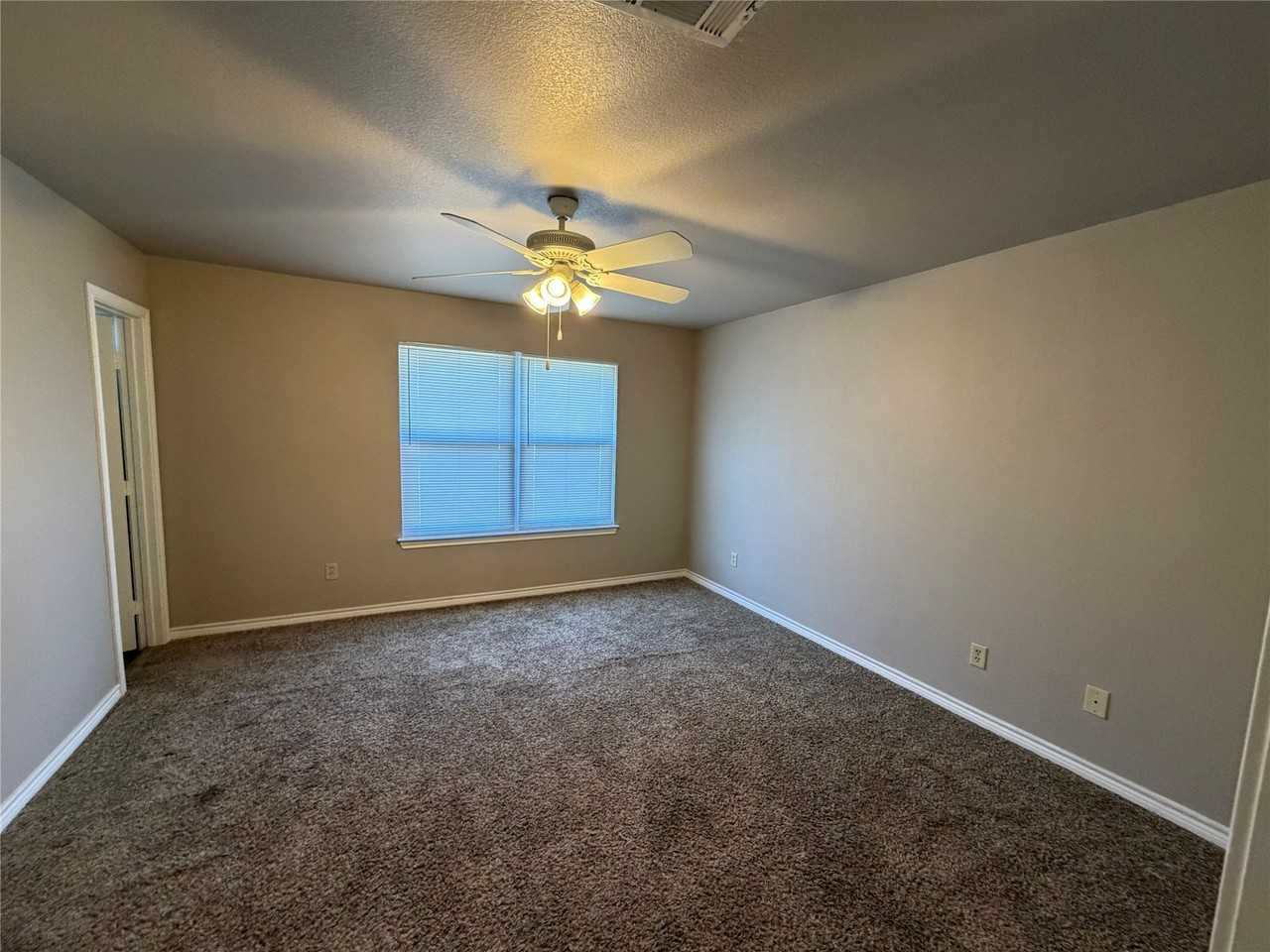 2535 Pascal Ct #A - Photo 6 of 12
