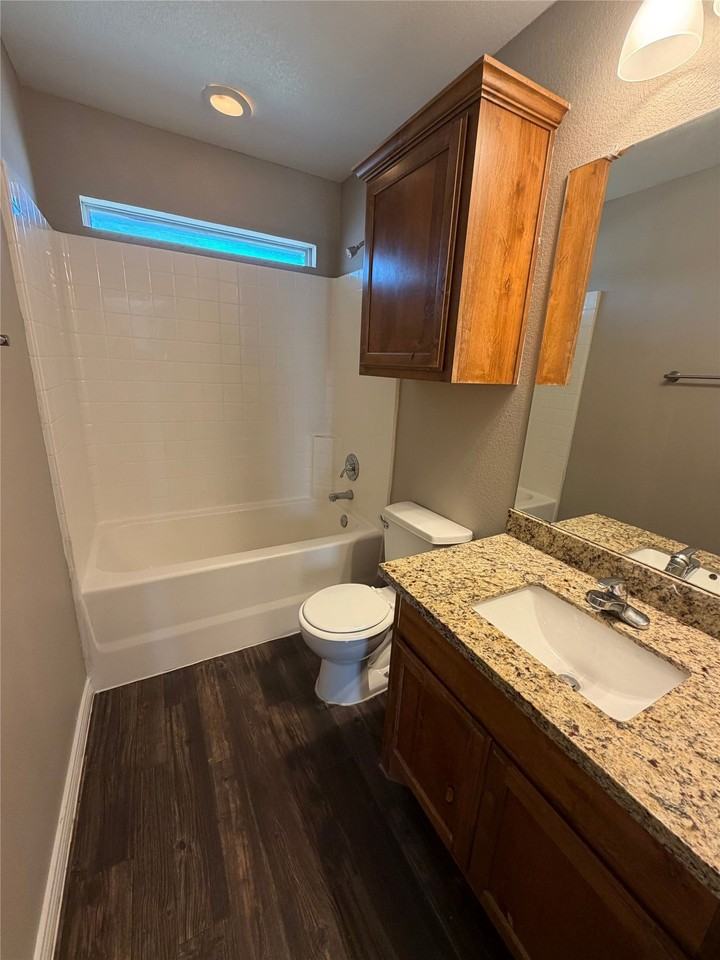 2535 Pascal Ct #A - Photo 7 of 12