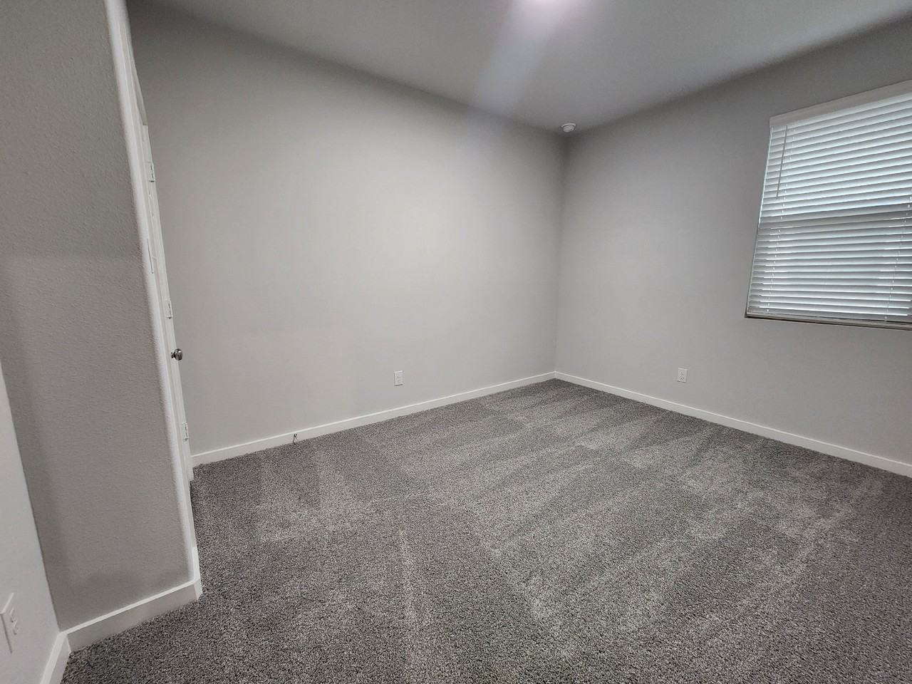 3405 High Valley Dr - Photo 6 of 15
