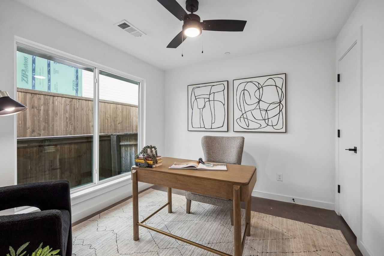 1901 N Carroll Ave #104 - Photo 5 of 28