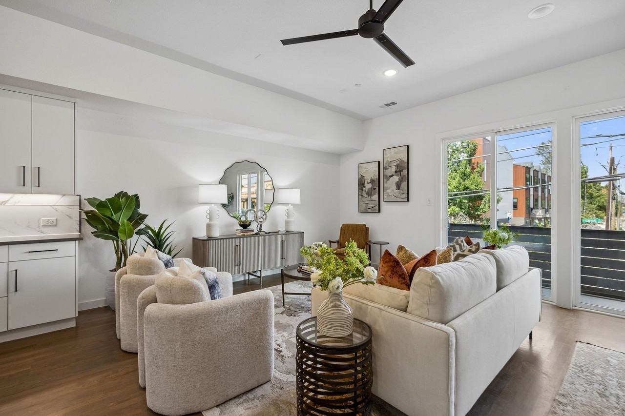 1901 N Carroll Ave #104 - Photo 7 of 28