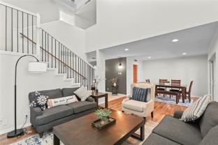 550 E Avenue J #B - Photo 1 of 1