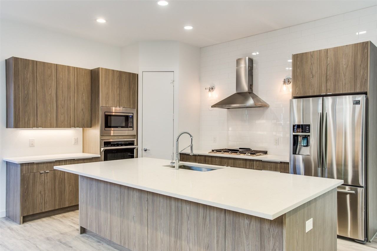 2331 Vagas St - Photo 6 of 10