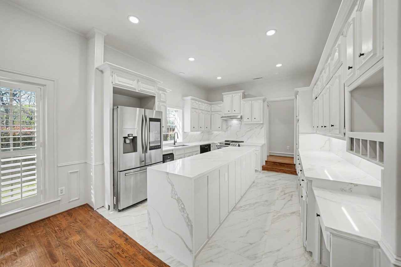 7012 Duffield Dr - Photo 5 of 25