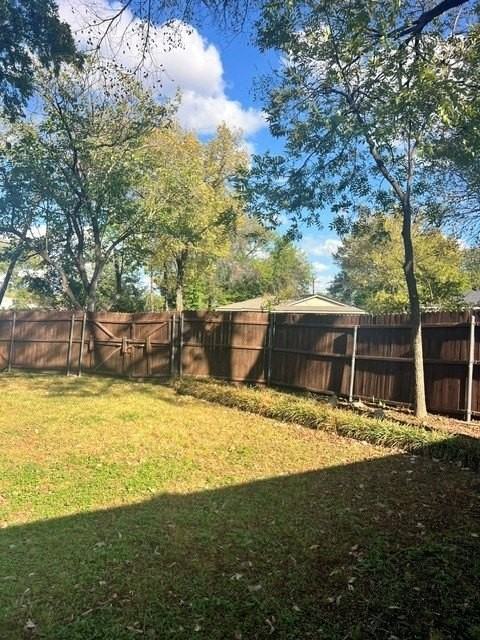 3513 Susan Dr - Photo 3 of 11