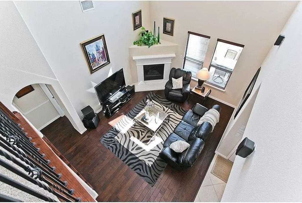 1013 Chickasaw Dr - Photo 4 of 20