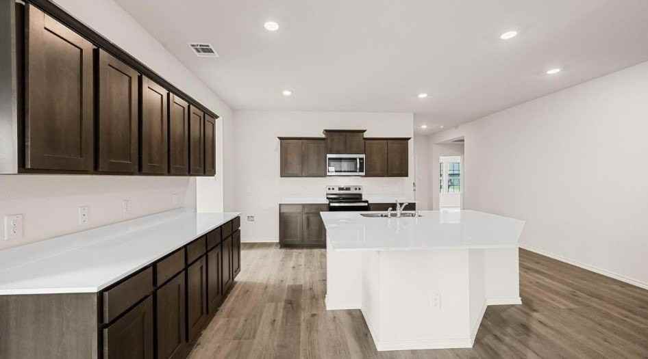 404 Gooseberry Dr - Photo 2 of 8