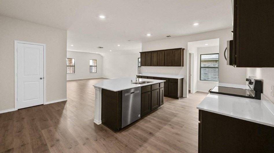 404 Gooseberry Dr - Photo 6 of 8