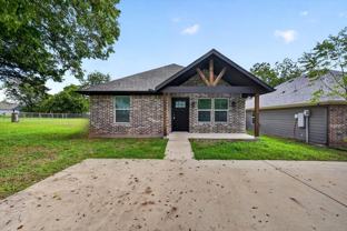 307 N Colbert Ave - Photo 1 of 1