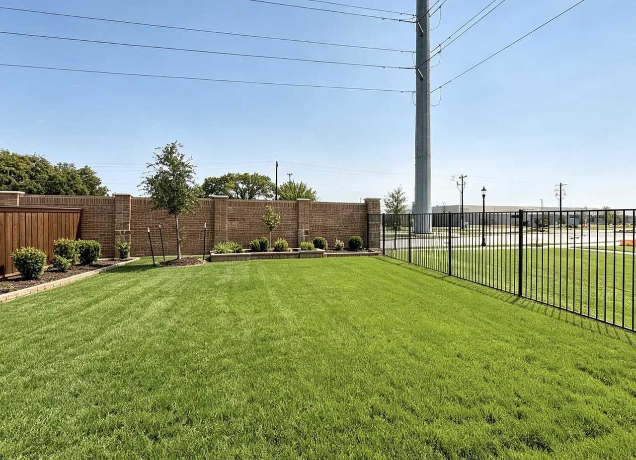 268 Adelina Dr - Photo 6 of 6
