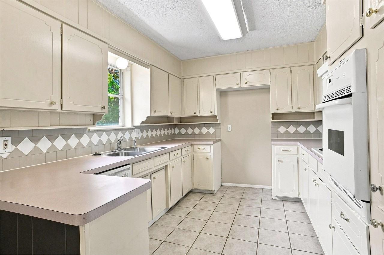 509 Hillside Rd - Photo 7 of 15