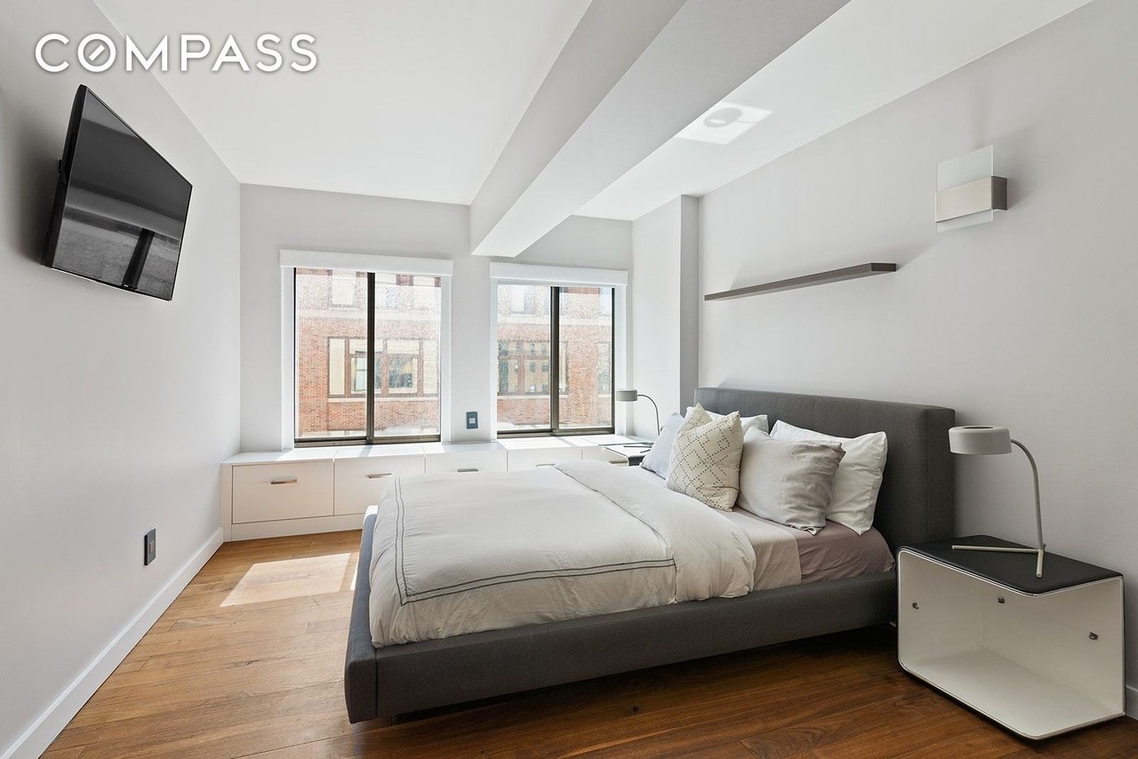 421 Hudson St #613 - Photo 5 of 9