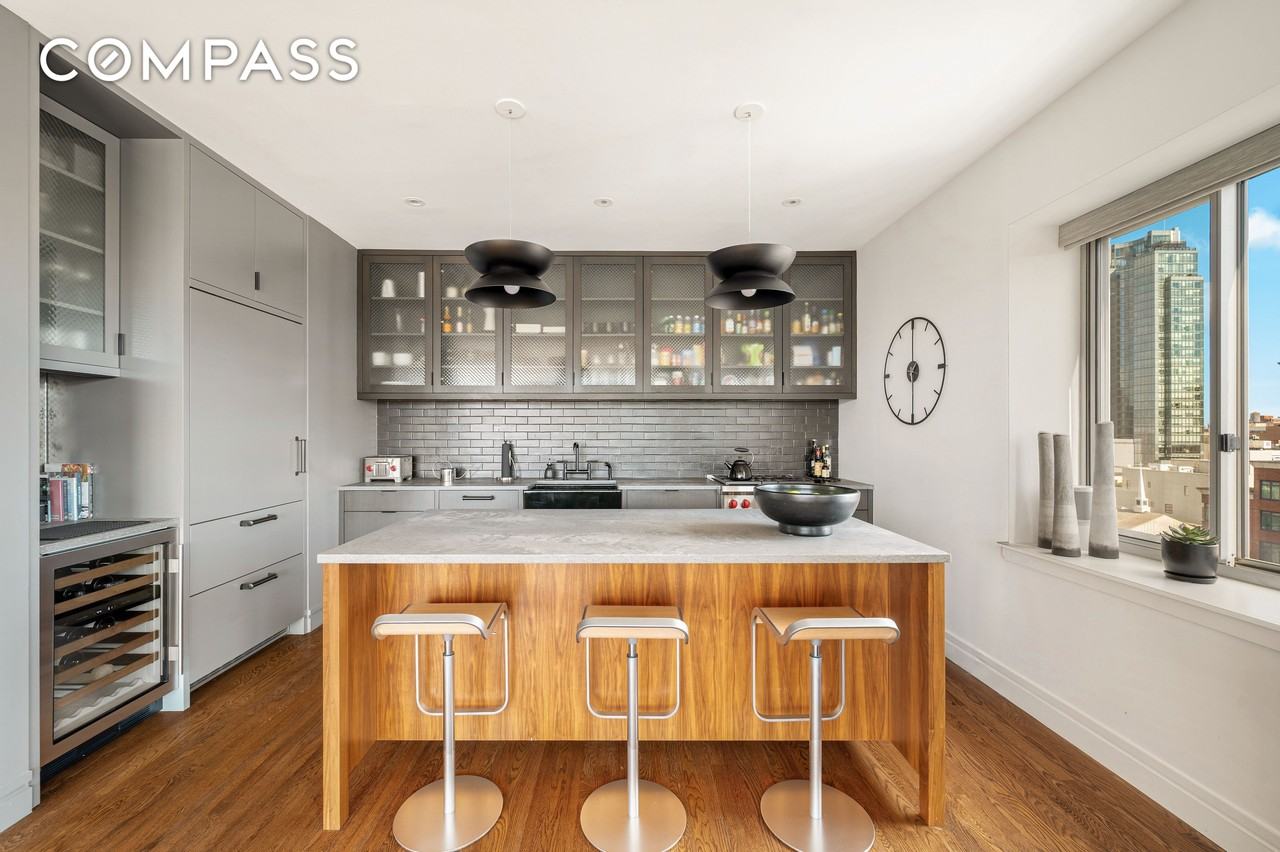 258 Saint Nicholas Ave #9D - Photo 3 of 9