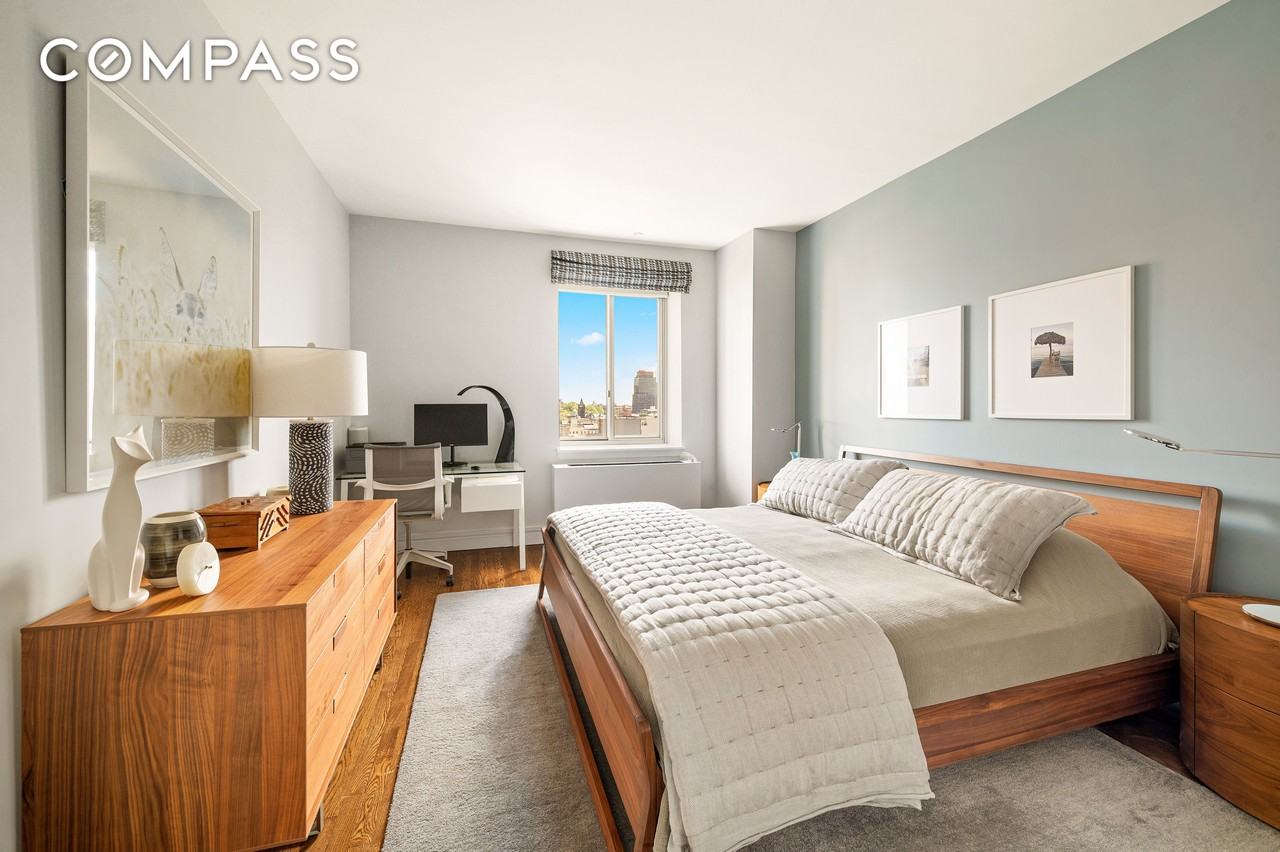 258 Saint Nicholas Ave #9D - Photo 4 of 9