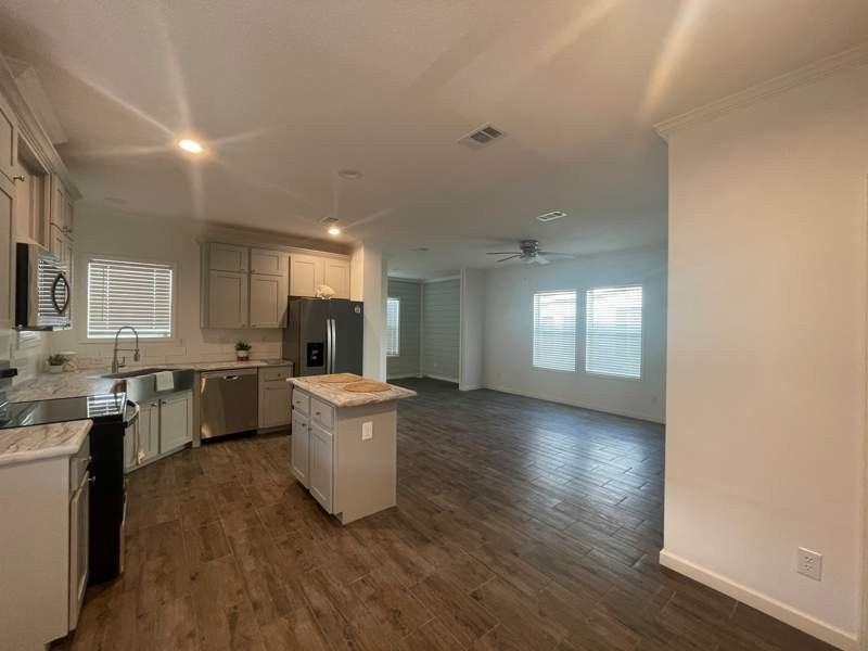 205 Sunbird Sq #069 - Photo 6 of 29