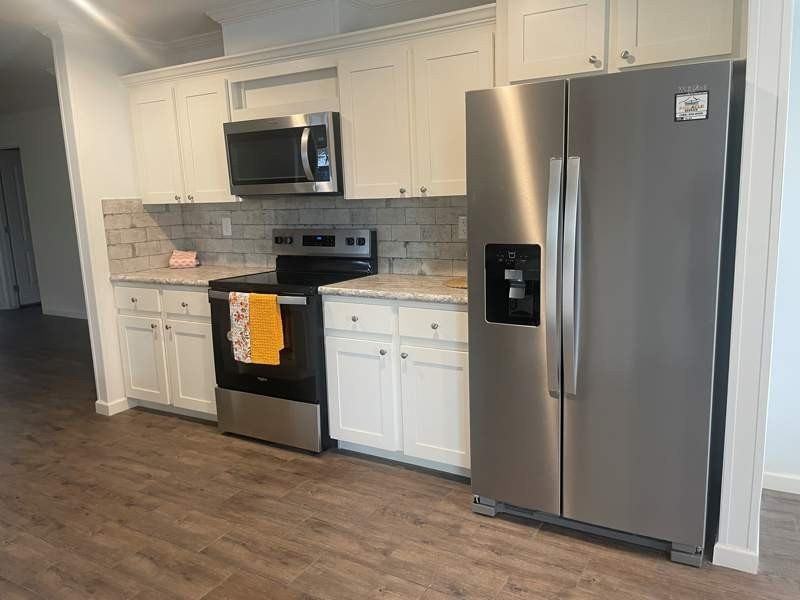 428 Sunbird Sq #035 - Photo 4 of 24