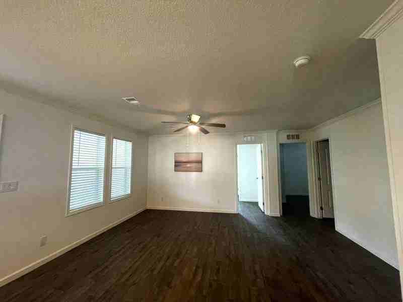 428 Sunbird Sq #035 - Photo 7 of 24