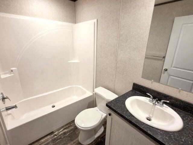 5 Terrace Dr - Photo 2 of 11