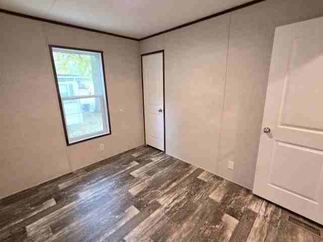 108 Harold Dr - Photo 7 of 11