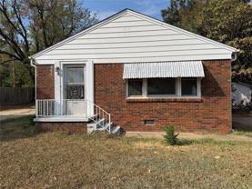 511 E Harmon Dr - Photo 1 of 1
